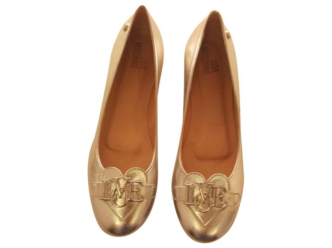 Love moschino 2025 ballet flats